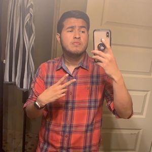 Meet your Posher, Aurelio